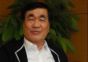 李四川孝親活動憶亡母險淚崩