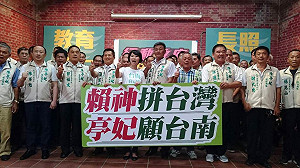 陳亭妃發佈「行動政府」影片  親身行動解決邊緣化問題