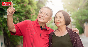 不怕老了沒人顧！長照三寶 小資、屆退族怎麼挑？