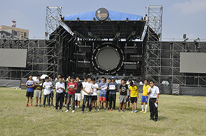 「中國新歌聲」破壞國際級跑道  台大學生質疑校方失職