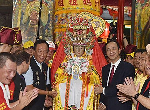 湄洲媽祖登台 朱立倫代表新北市民接駕安座