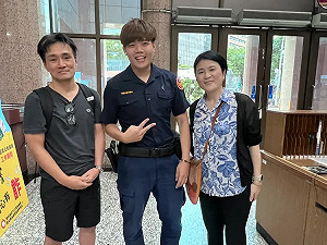 日籍夫婦來台丟手機又丟錢包  警全尋回！直呼：難忘又溫暖的回憶