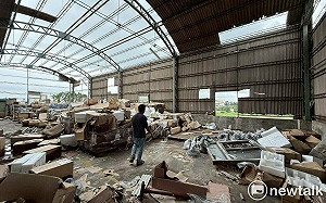 災後石綿瓦處理量能不足  陳亭妃兩度質詢要求中央協助