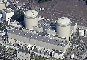 日本戰略轉向?民調顯示逾四成支持放寬「無核三原則」