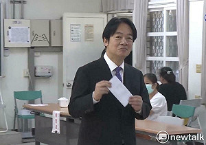 核三重啟公投  賴總統回台南投票後赴七股視察災復情況