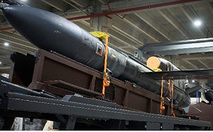 (影) 攻擊影片曝光! 烏軍射程3千里「火鶴」無人機開轟 Su-27也首度掛「這彈」....