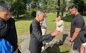 吳瑟致觀點》梁振英到芬蘭「警告」法輪功學員  中共「跨境鎮壓」肆無忌憚