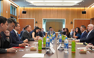 823後出手！AIT谷立言會藍委 許美華：美國終究要攤牌  we’re watching you！