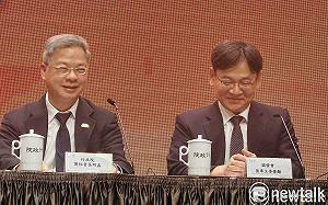 「財經雙箭頭」龔明鑫、葉俊顯現身!卓榮泰笑可辯論:經濟議題更周延