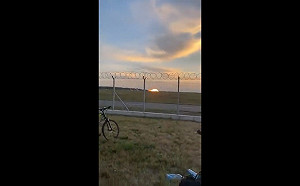 (影) 波蘭F-16彩排墜機 中校飛行員未彈射喪命! 「拉當航空展」緊急取消