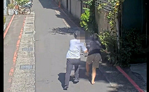 員警直擊詐騙集團「面試」現場！女子誤以為工作考核險淪車手