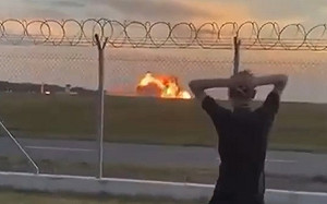 (影) 航空特技彩排剛結束 F-16墜毀爆炸 波蘭飛官殉職