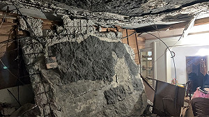 基隆民宅天花板崩落  土木技師：疑與鋼筋鏽蝕有關