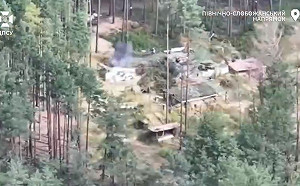 (影) 英勇烏軍一人俘虜三俄兵! 專家籲烏加強近、中程目標打擊比率