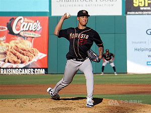 沈家羲先發5局5K無失分無緣勝投　柯敬賢有長打