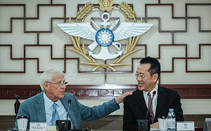 美參院軍委會主席晤顧立雄：無須改變「戰略模糊」用語