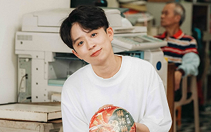 HOOK遊歐洲「手突長黑色膿包」！網嚇壞：感覺超痛