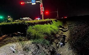 屏東枋寮未成年酒駕！摔車跌落鳳梨田  幸無大礙