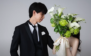 日千萬YTR「hajime社長」結婚了！曬婚紗照甜喊：不想把她讓給別人