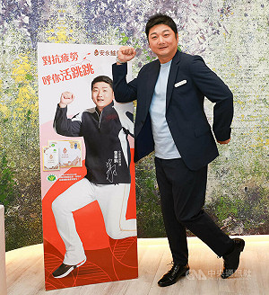 曾豪駒首拍代言廣告「跳」了20次　直呼隔行如隔山