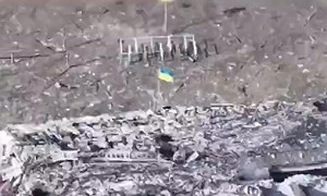 (影) 烏軍收復頓涅茨克要地! 重新插上烏國旗 17俄官集會遭全殲