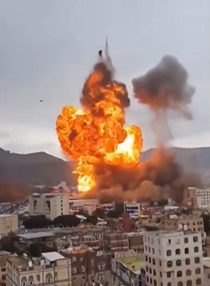 (影) 開會都沒帶手機怎洩密? 胡塞12高官葬身空襲辦葬禮 轟以油輪報復