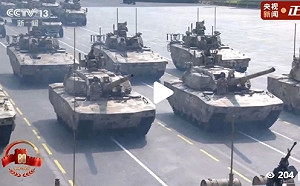 直播》中國九三大閱兵 普丁、金正恩參加 多項新武器亮相