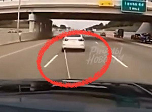 （影）制止瘋狂飆車新神器! 美警「這裝備」秒扯後車軸 已1500次成功攔截