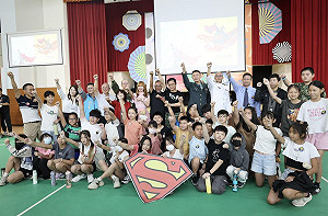 「台灣超人」紀錄片首場校園包場特映   高市新上國小向軍人致敬