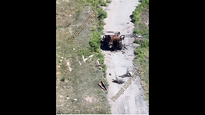 (影) 數百公尺血路！紅軍城外俄軍屍橫遍野 裝甲全毀、挖地道也被發現