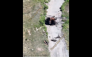 (影) 數百公尺血路！紅軍城外俄軍屍橫遍野 裝甲全毀、挖地道也被發現