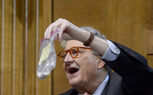 美檢方揭致命芬太尼！「這4家」中國藥企遭起訴 FBI：查獲量可毒死7千萬人