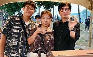 高雄輔導青創品牌有成   「緩食」推兔兔馬卡龍月餅禮盒 