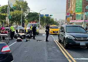 81歲老翁無照騎車！未禮讓遭直行機車撞倒身亡