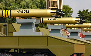 北京閱兵最「土豪」水下兵器! 罕見通體金黃塗裝 「暗影刺客」還有小翅膀