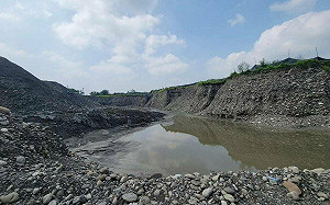 高雄美濃大峽谷盜採案「非法獲利2億」 前議員助理12人遭起訴