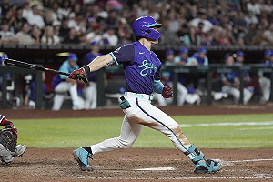 卡洛爾首度達陣單季30轟　響尾蛇10比5擊倒紅襪