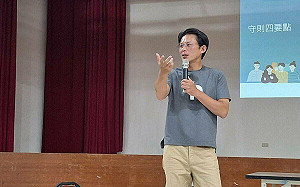 明天全力營救柯文哲 黃國昌:用任何方法都要說服他出來