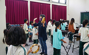專題3-2》旋律裡的希望！網銀基金會在校園扎根  用旋律打開孩子的心扉