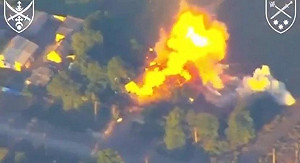 (影) 愛上偷挖地道戰了? 俄軍頓涅茨克鑽地想偷襲 烏無人機炸出口殲滅