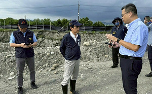 美濃農地盜採砂石案 林欽榮率隊啟動「密集地毯式巡查」