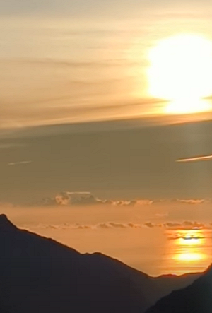 (影)天空出現兩個太陽！福壽山驚見絕美「幻日」 夢幻景色曝光