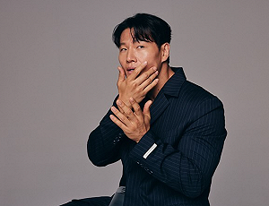 金鍾國「簽新公司」成GD師弟！出道30週年紀念專輯籌備中