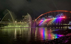 「水火共舞」週六開場！2025台北水舞嘉年華連演37天 精彩不間斷