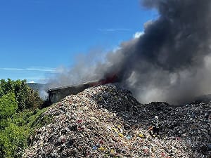 花蓮光華垃圾掩埋場火警　吉安鄉長籲居民緊閉門窗