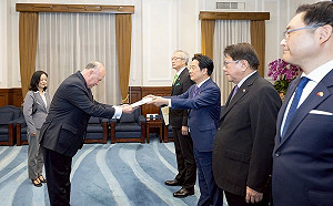 巴拉圭新任大使到任:貝尼亞盼賴清德訪問巴國、台企可來投資設廠