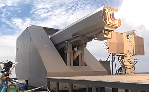 日本首度公開「飛鳥號」試射艦載電磁軌道炮 精準命中目標艦艇