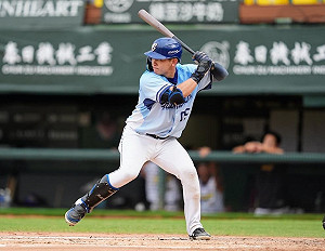 戴培峰敲3分清壘安打逆轉雄鷹　悍將奪4連勝