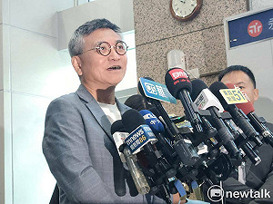 張亞中領表選黨主席出招 「不該否認韓國瑜選總統可能性」