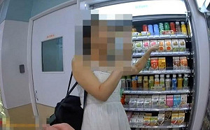 (影)台中超商女客大鬧！嗆喊盧秀燕來處理